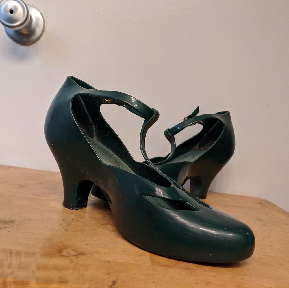 Vivienne Westwood green heels